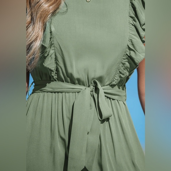 Cupshe Sage Ruffle Sleeve Keyhole Midi Dress - Picture 3 of 6